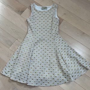 Les tout petits white lace gold fit flare girls dress